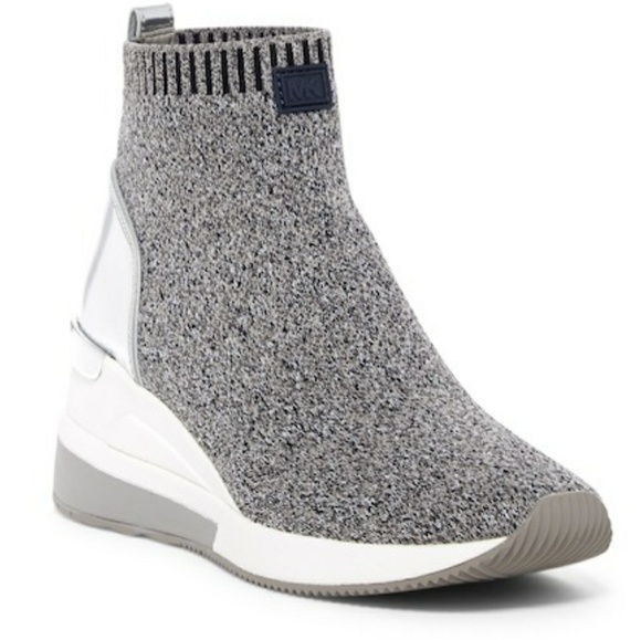 michael kors skyler bootie gold